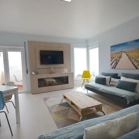 Апартаменты Sea And Horizon Views